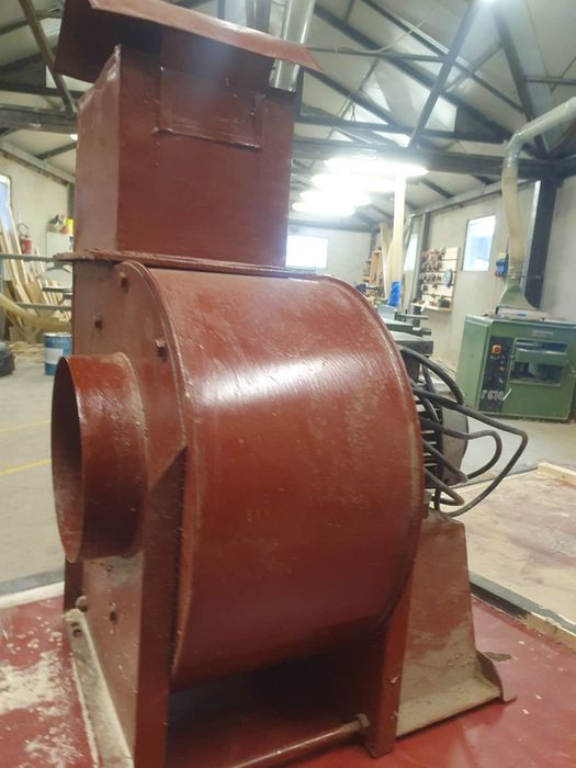 Ventilator centrifugal