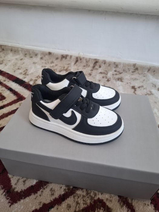 Детский кроссовки