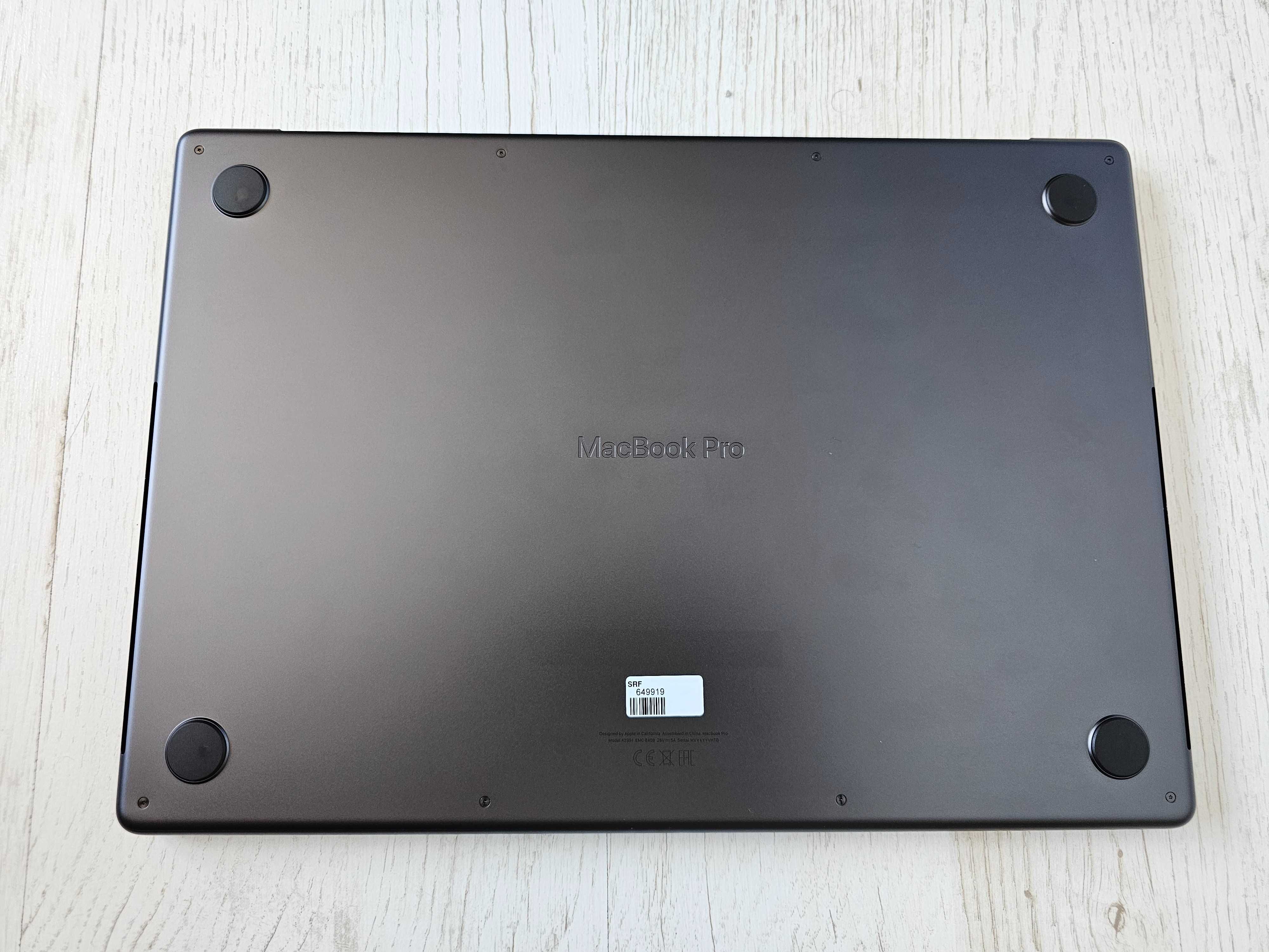 MacBook Pro (16-inch, Nov 2023 M3) / Заключен - Icloud