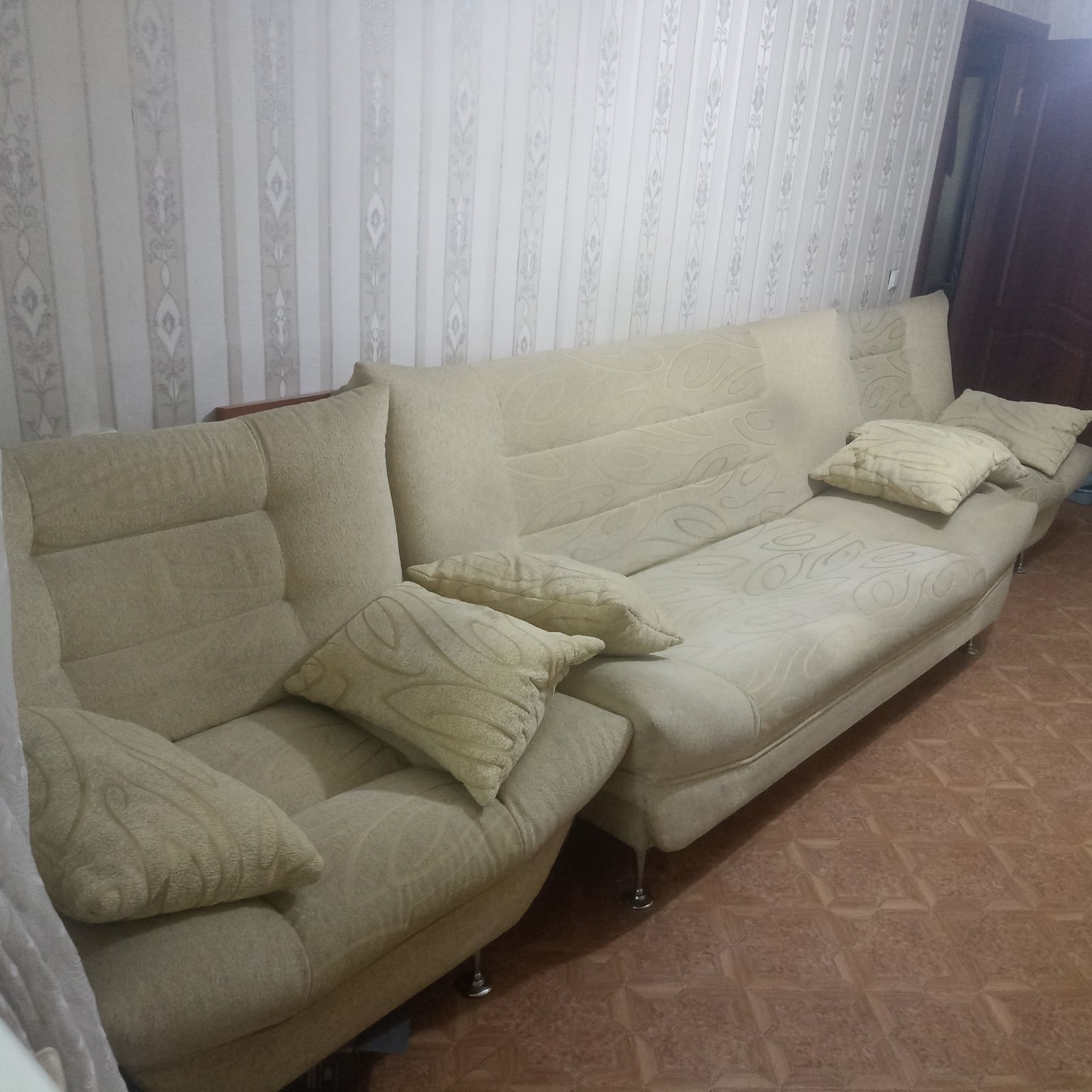Диван с 2 креслами