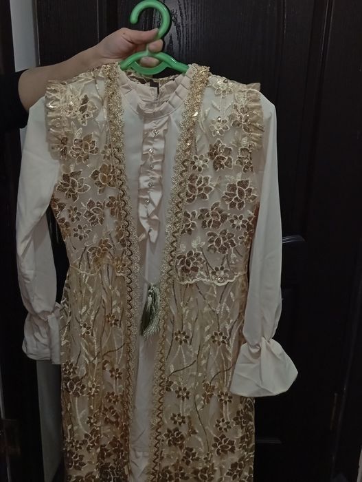 Ansambil troyka nejniy