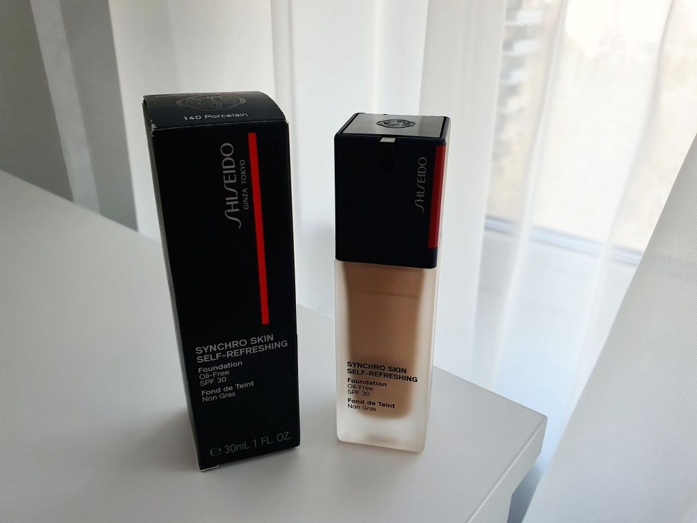 Fond de ten Shiseido Synchro Skin