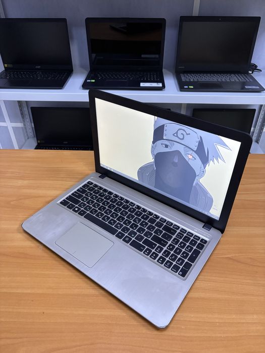 Ноутбук Asus VivoBook