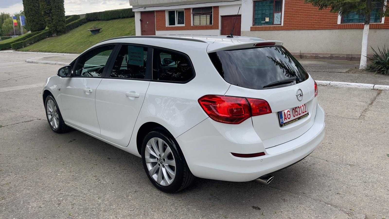 OPEL ASTRA J - Posibilitate Rate