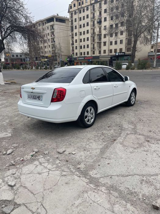 Gentra 2021-yil Elegant plyus oq rang