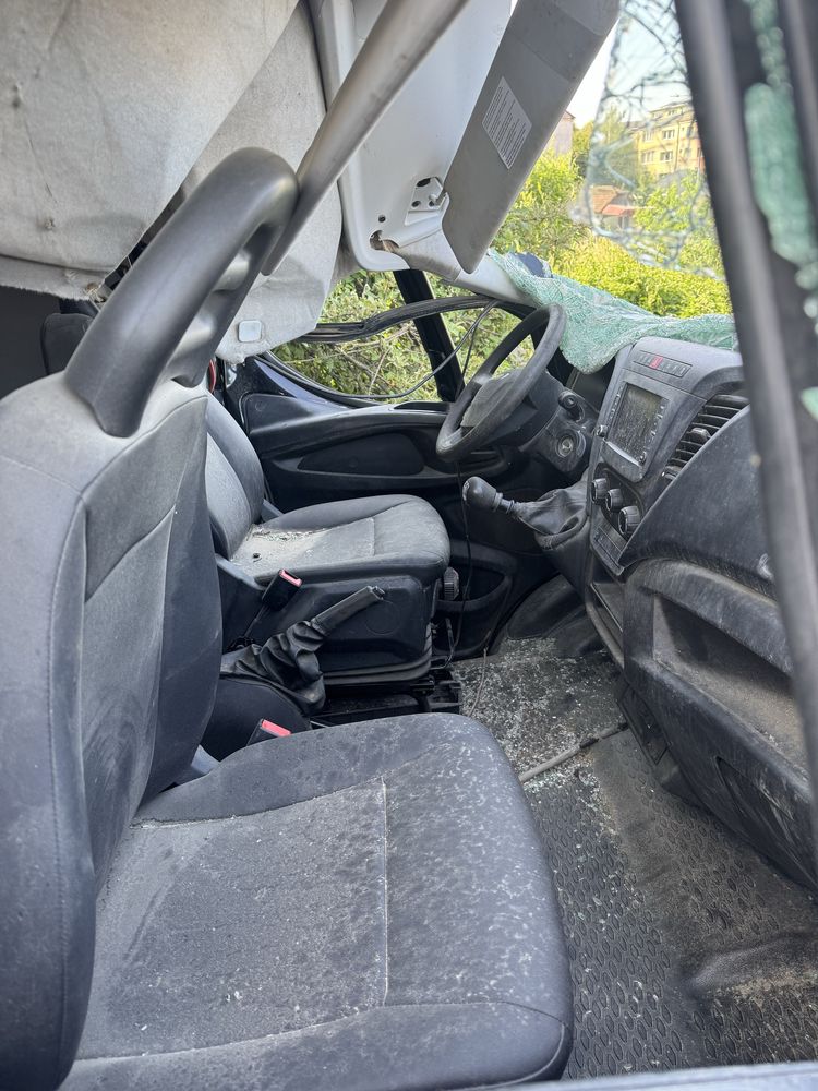 Iveco daily avariat (a fost rasturnat pe platforma)