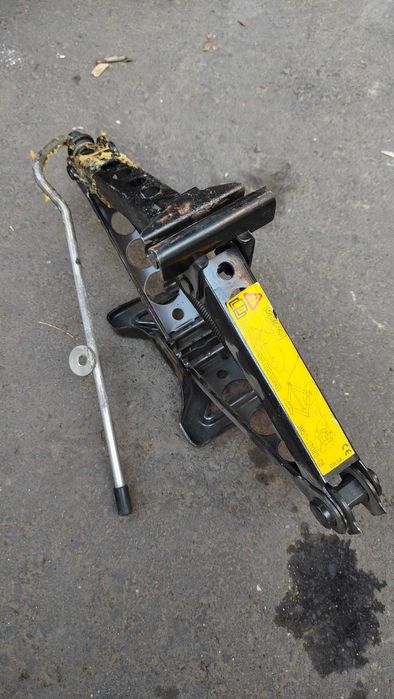 Roata rezerva originala Ford slim, dimensiuni reduse