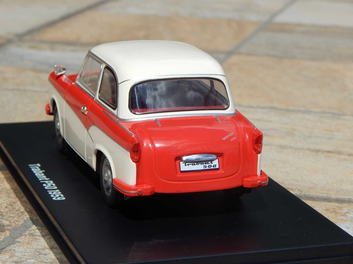 Macheta Trabant P50 1959 scara 1:24 cu ambalaj original