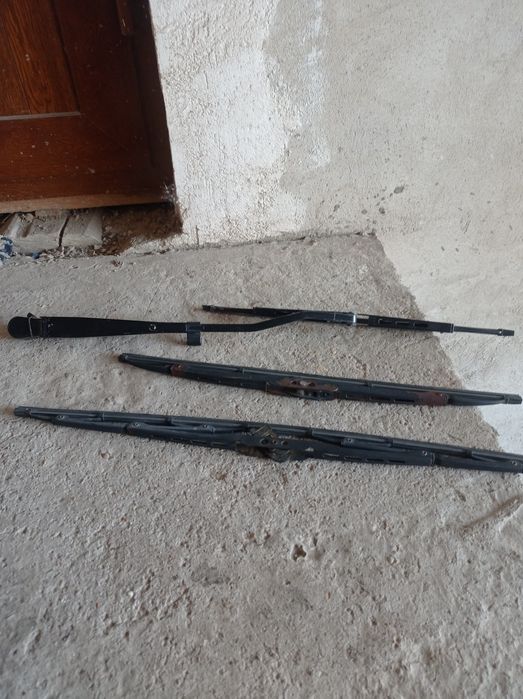 Дуворник сотилади