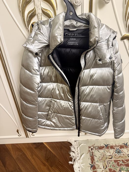 Женская демисезонная куртка