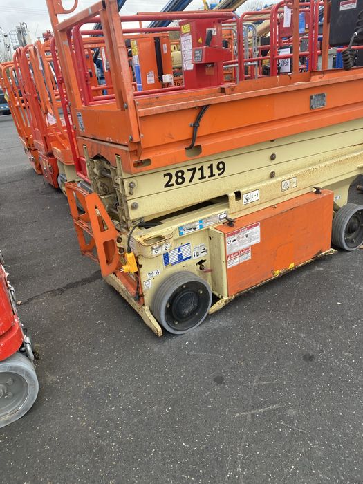 Nacele electrice articulate  JLG  an 2020 200 ore fuctionare