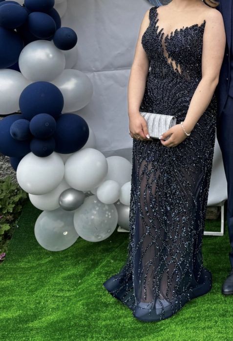 Бална тъмносиня рокля