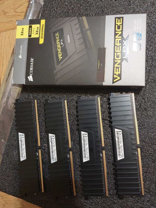 32GB DDR4 G.Skill Ripjaws, Corsair Vengance, Crucial, HyperX, 3000Mhz