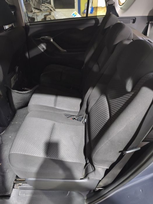 Продавам на части TOYOTA VERSO 1.8 16V 2010 г.