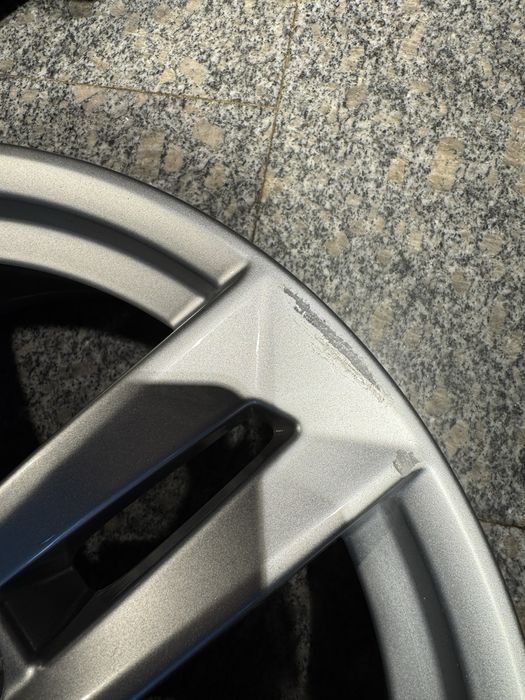 Jante Audi A4 B9 17" – 8W0601025p