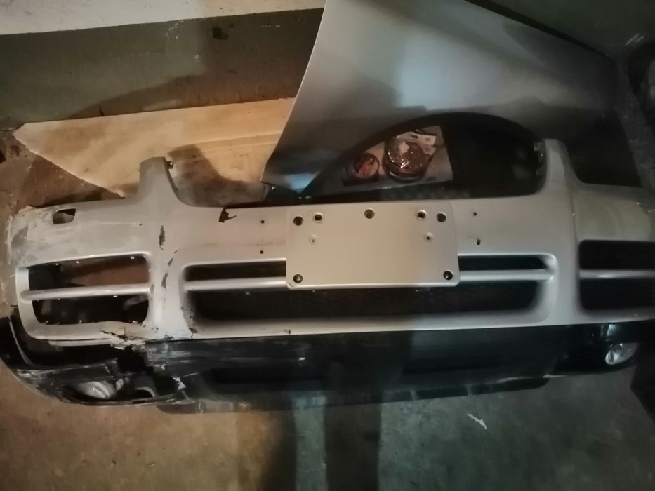 Бампер, капот, крылья, стекла,телевизор,блоки, на таурег