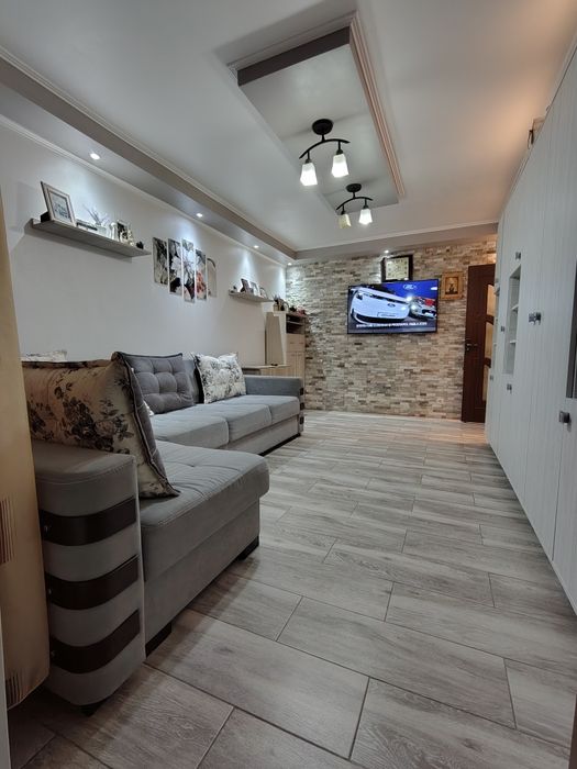 Apartament cu 2 camere zona centrala