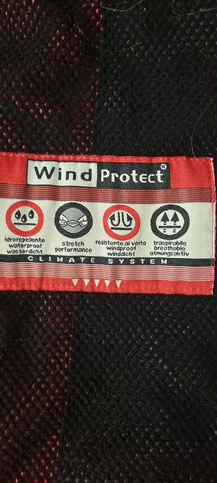 Geaca CMP potrivita pentru fete .Marime 38 S