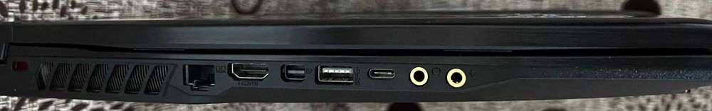 Vand laptop gaming MSI GE78 Raider 8RE
