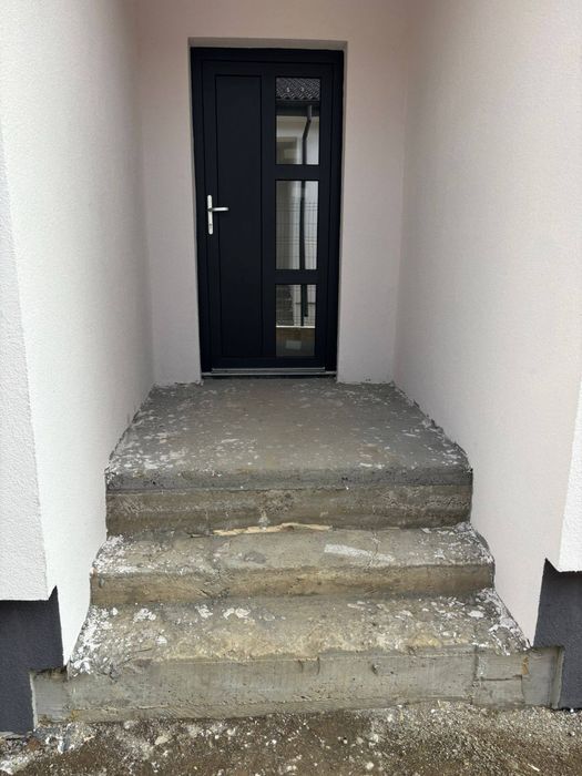 Proprietar, vand duplex.