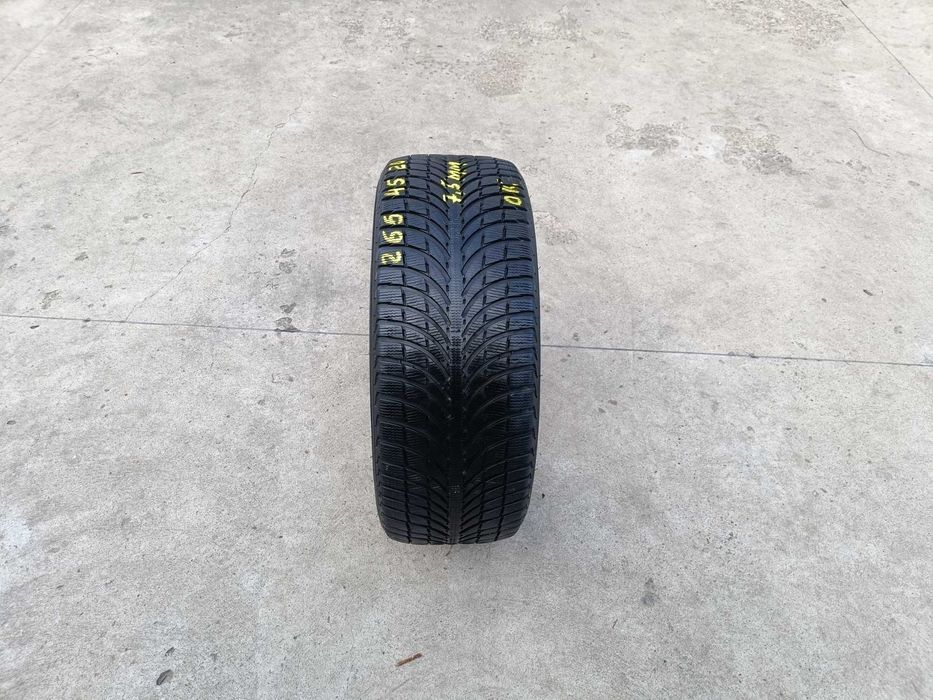 O anvelopa iarna 265 45 20 michelin latitude alpin LA2 profil 7,8 mm