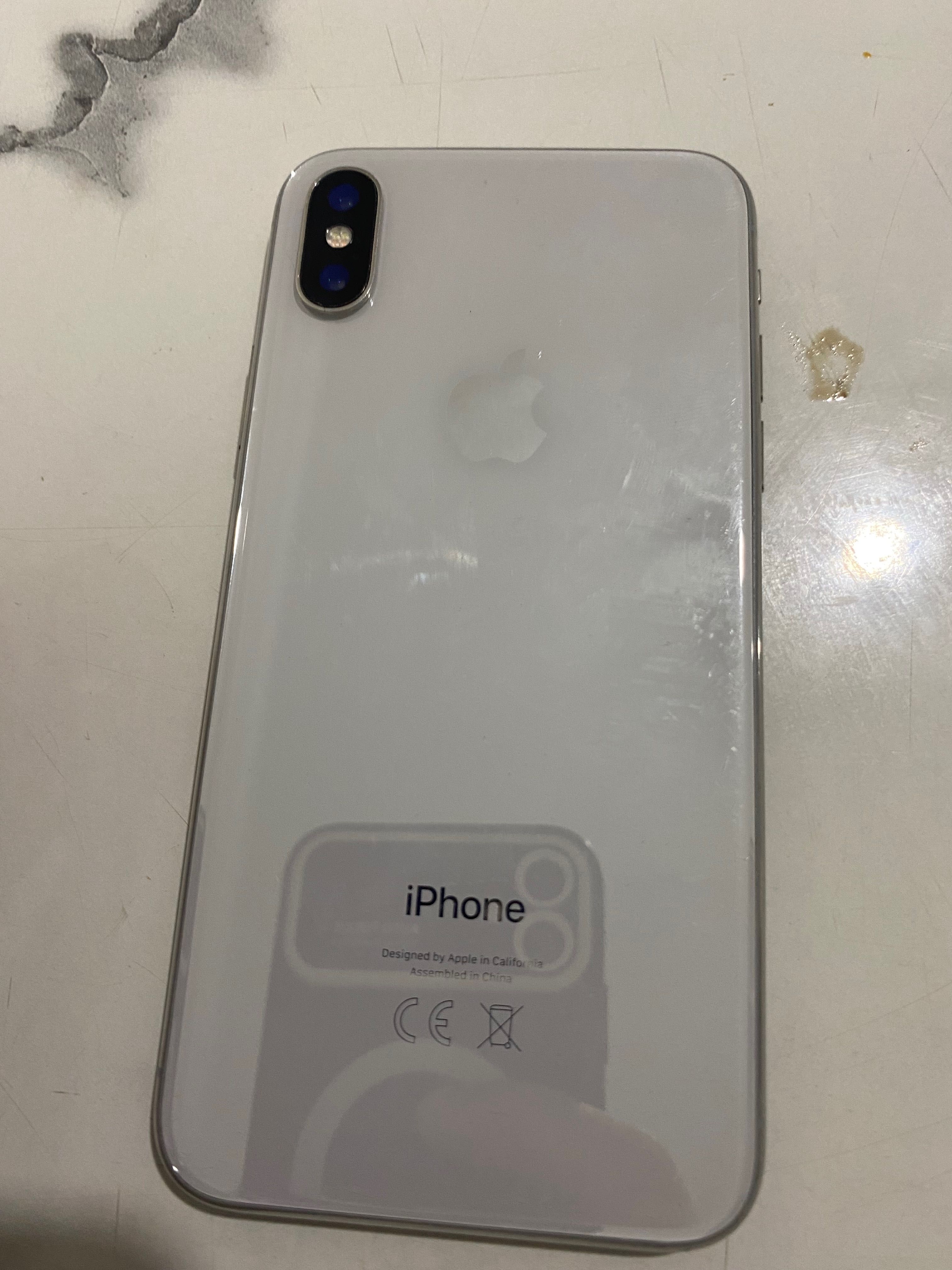 .iPhone x продаю