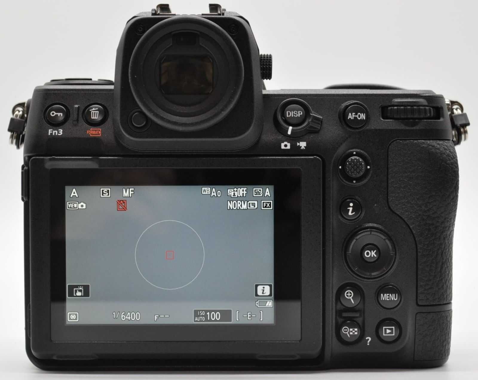 Nikon Z8 cu toate accesorile originale la cutie