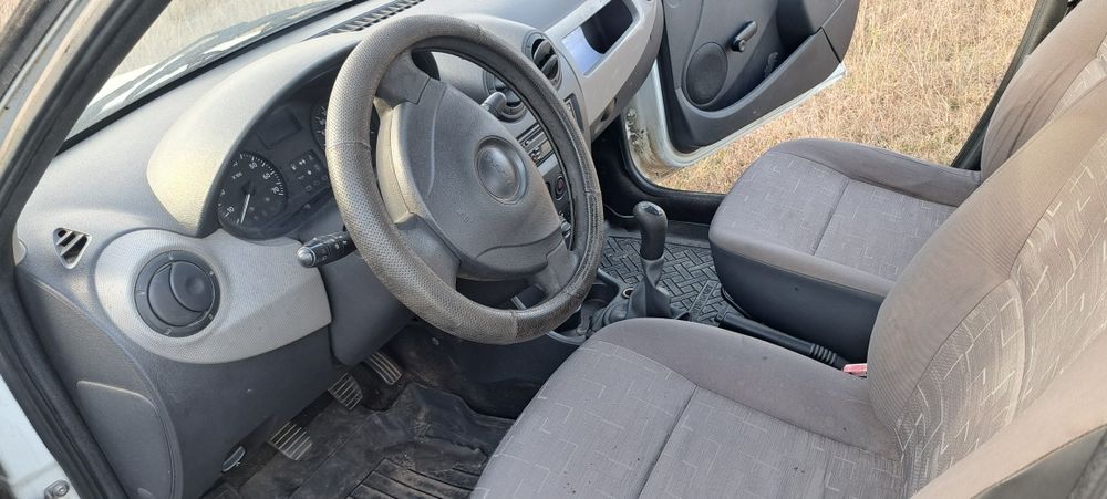 Dacia Logan benzina și GPL