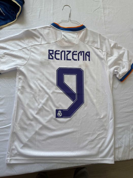 Tricou Benzema real madrid 2022 fotbal
