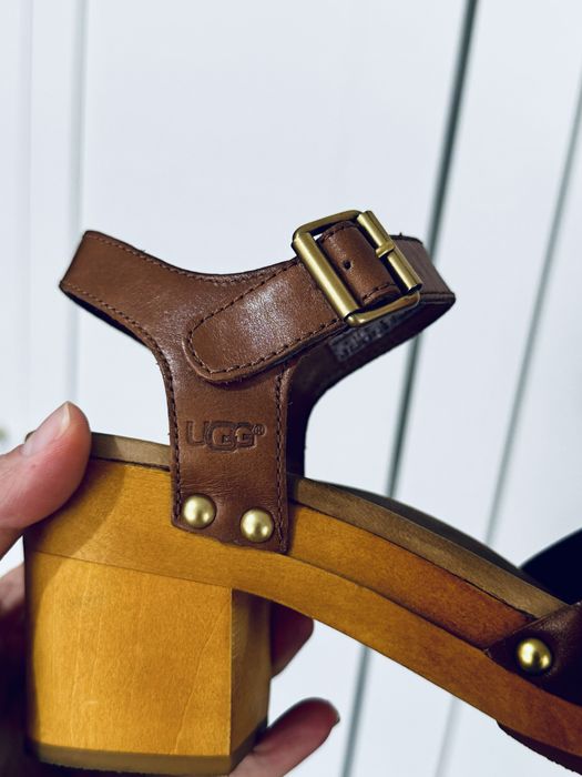 Sandale din piele naturala si lemn