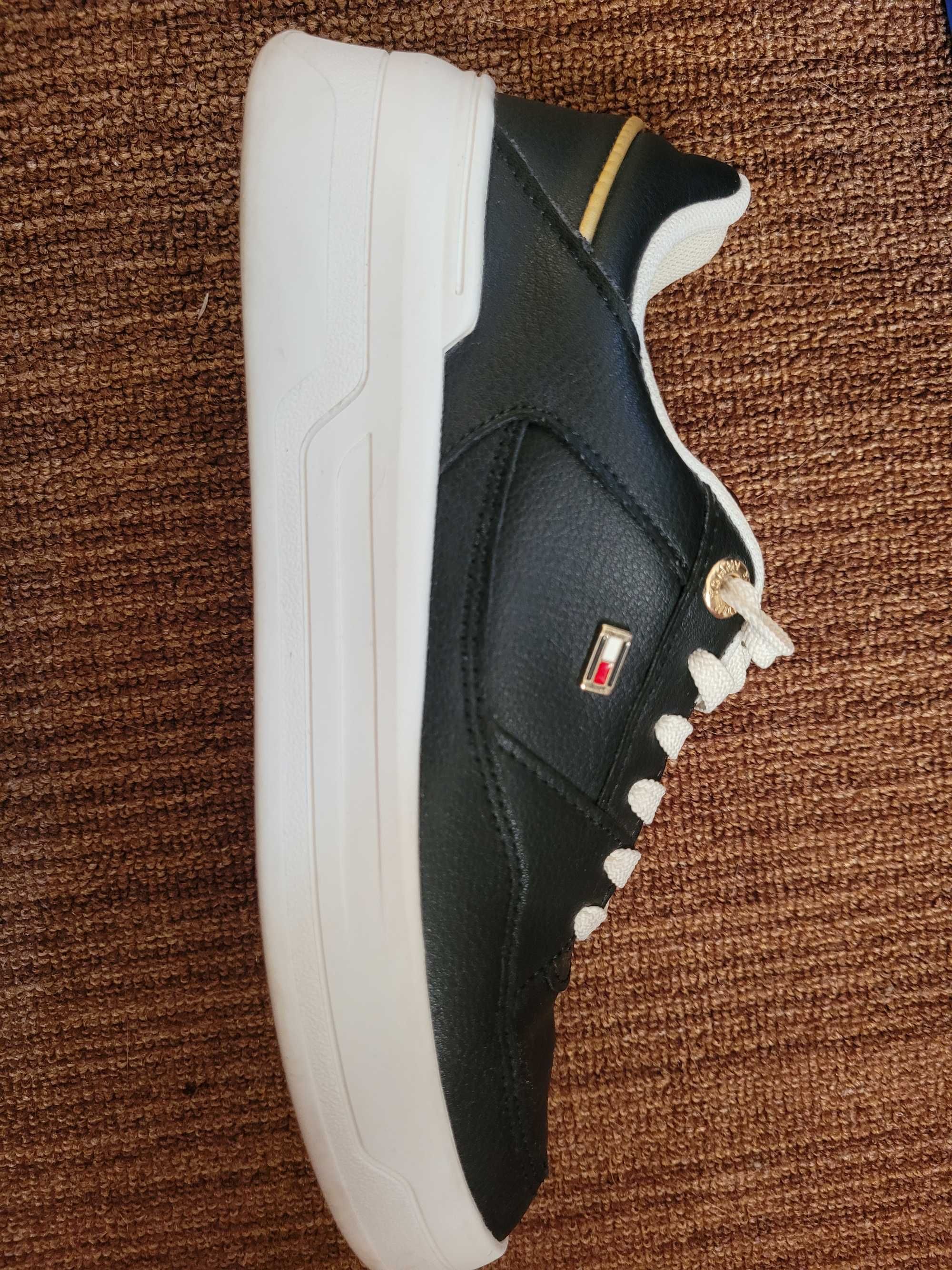 Маратонки Tommy Hilfiger