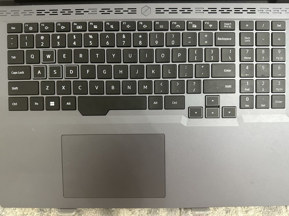 notebookmechrevo ryzen R7-7745HX+RTX4070