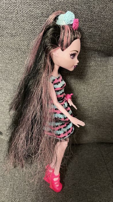 Papusa Monster High Draculaura