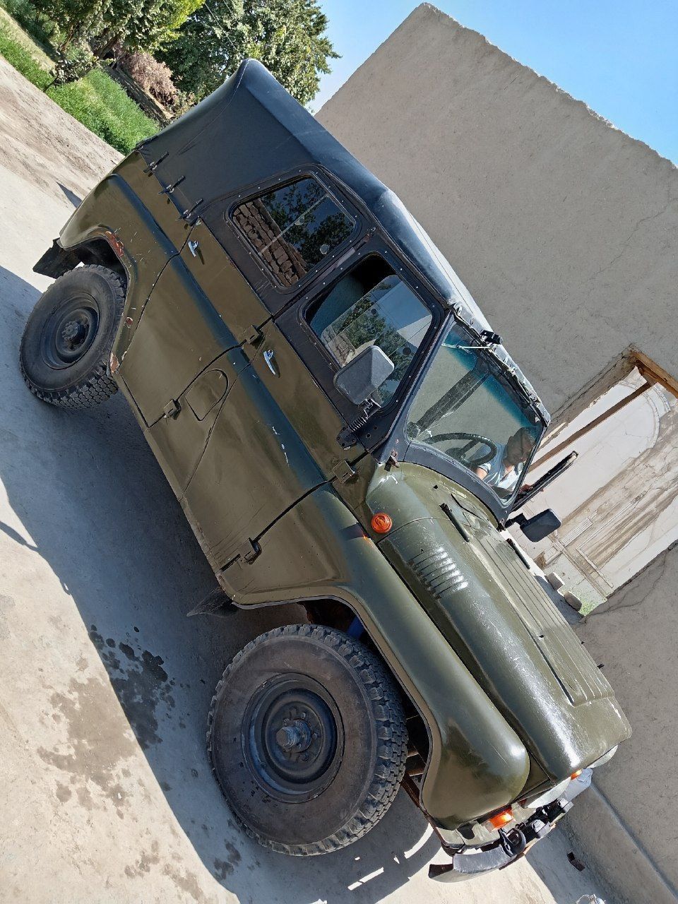 Uaz holati alo dzilni qolgan maʼlumotlar pastdagi raqam orqali