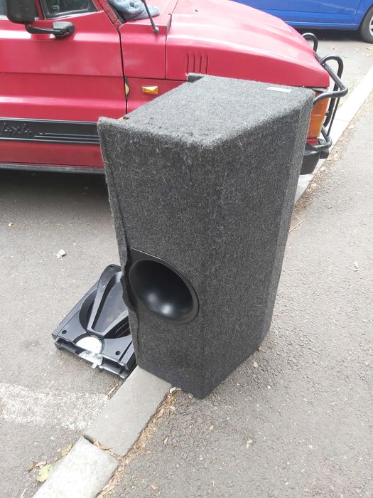 Incinta dubla subwoofer auto Infinity Reference 1220de (doar cutia)