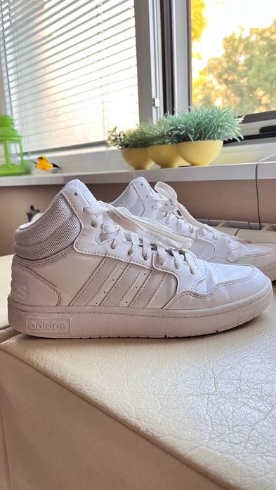 Оригинални кожени кецове Adidas