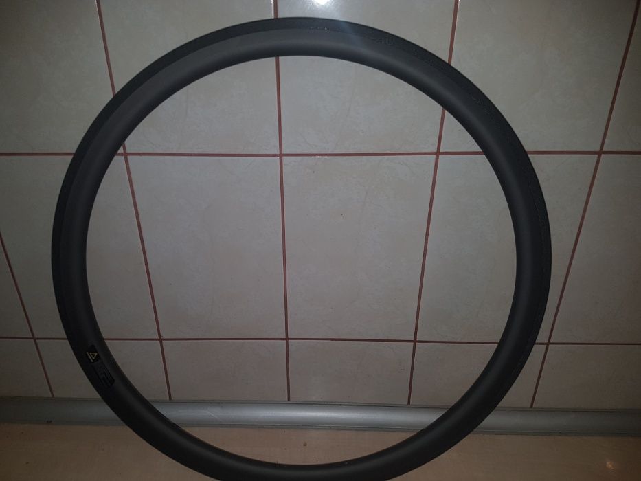 Janta jante Bazalt Bicicleta sabot Carbon Sosea 38 sau 50mm Noua 20/24