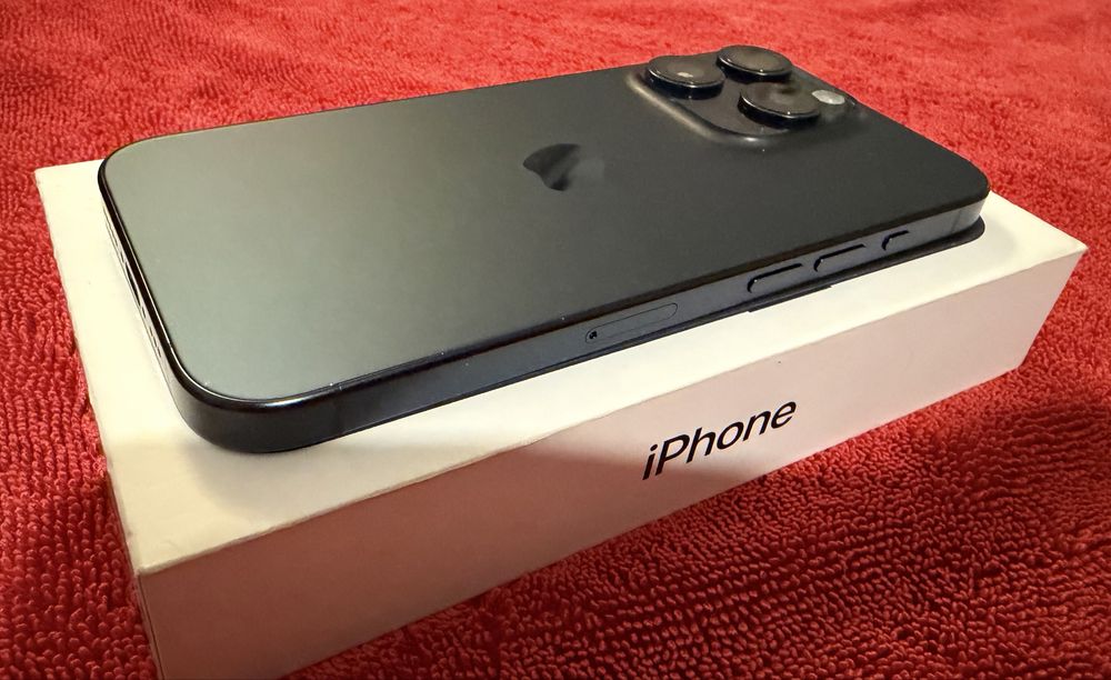 Apple iPhone 15 Pro 256gb Blue Titanium