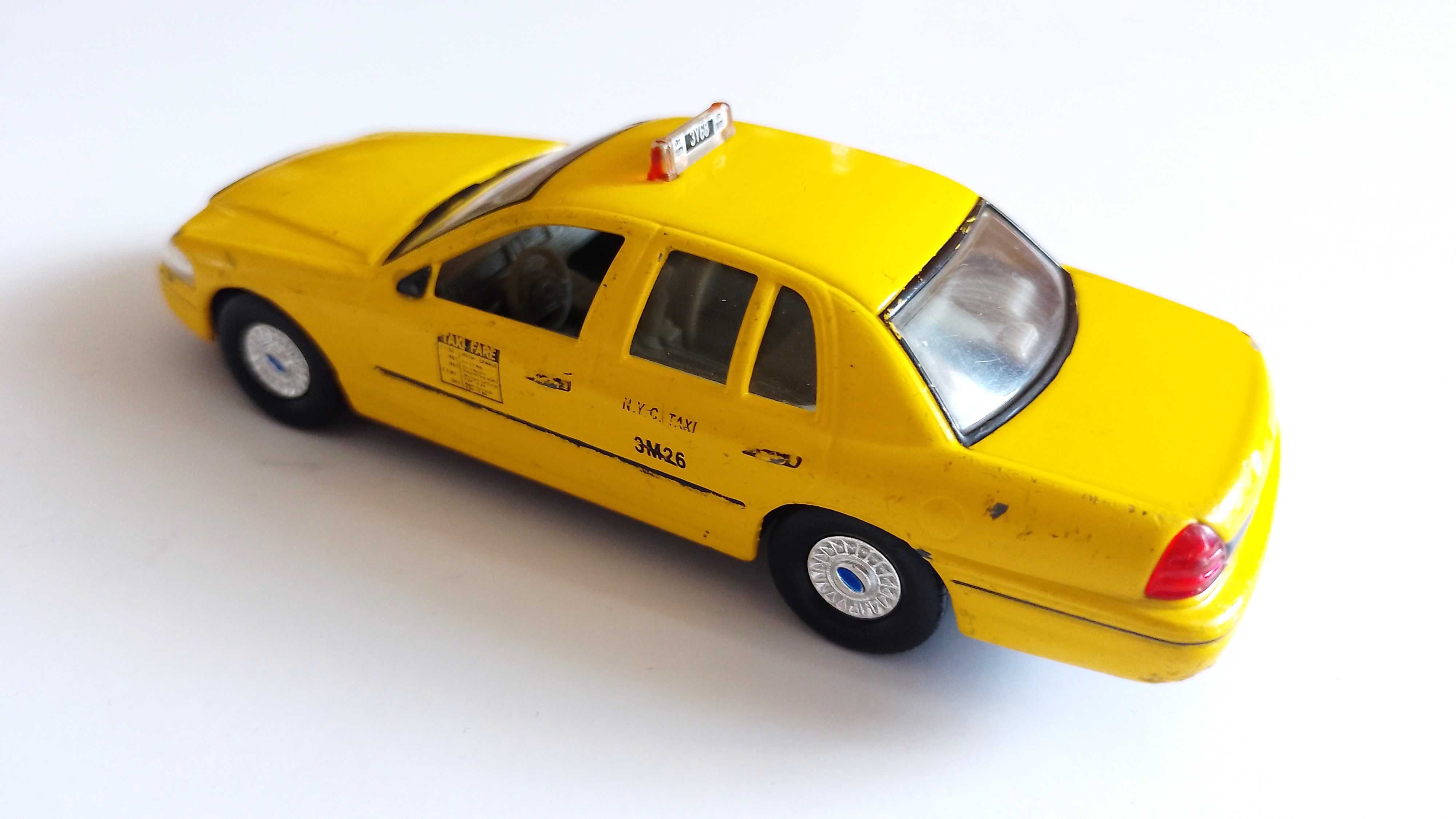 Метални колички AmerCOM 1:43