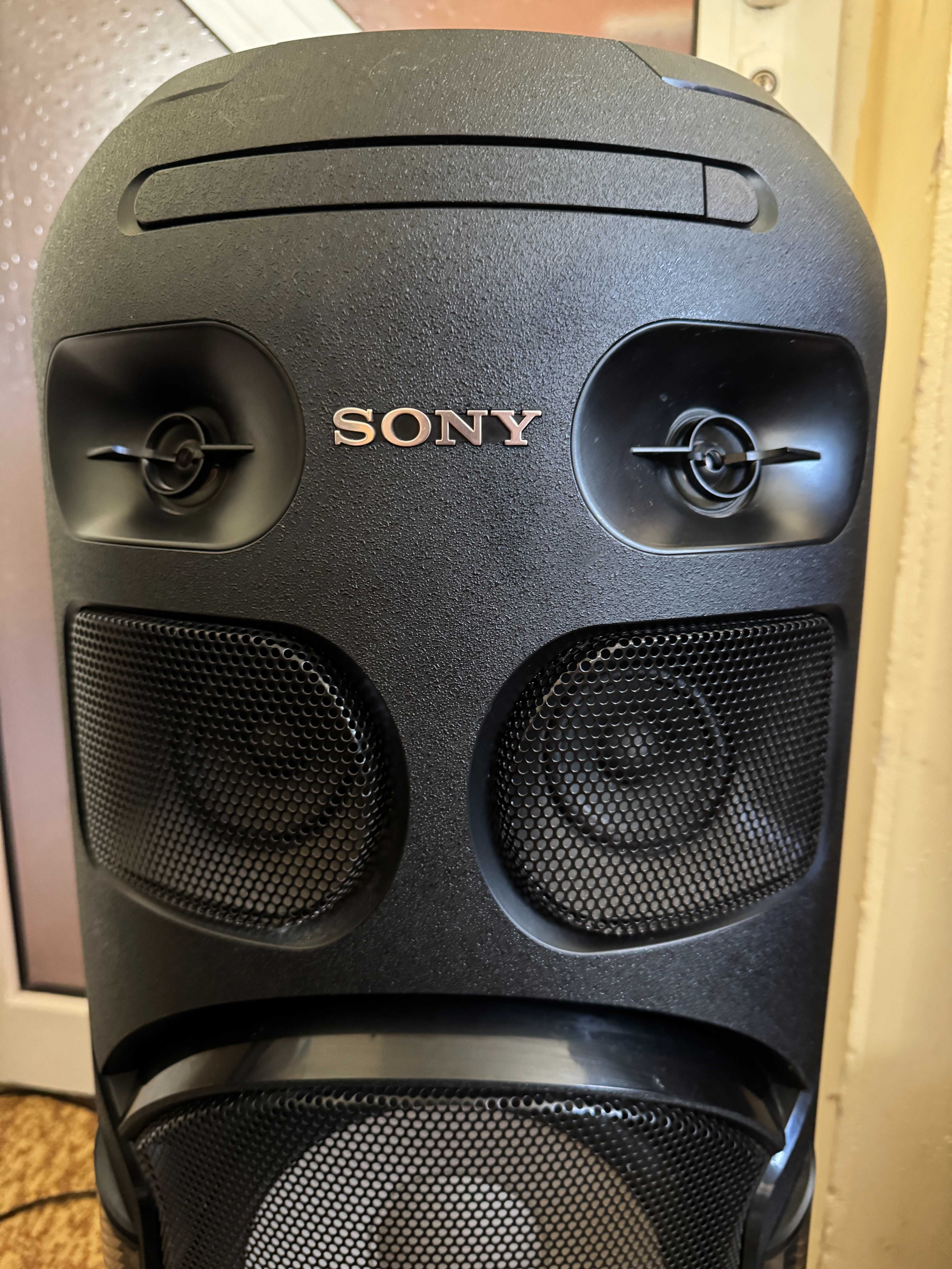 Sony V42D парти система
JET BASS BOOSTER
светлини и режим KARAOKE