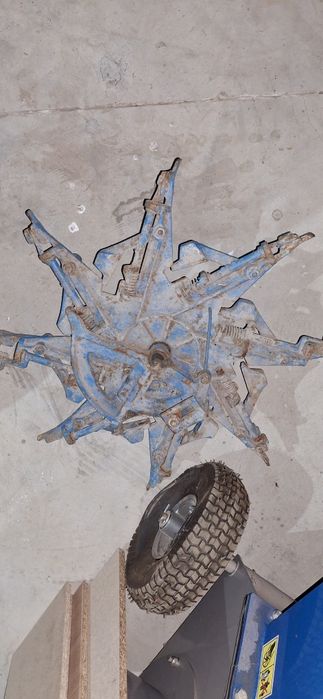 Piesa plantator rasaduri