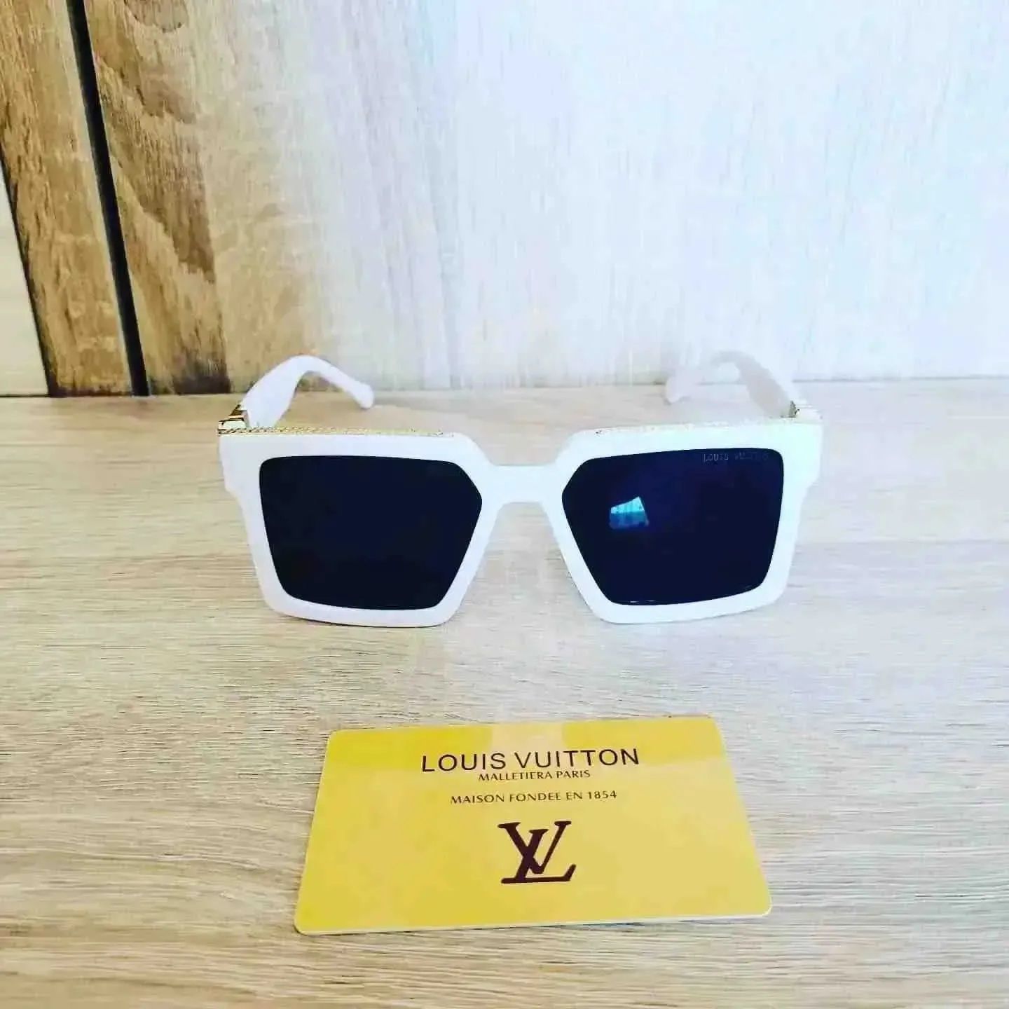 Ochelari de soare Louis Vuitton  alb