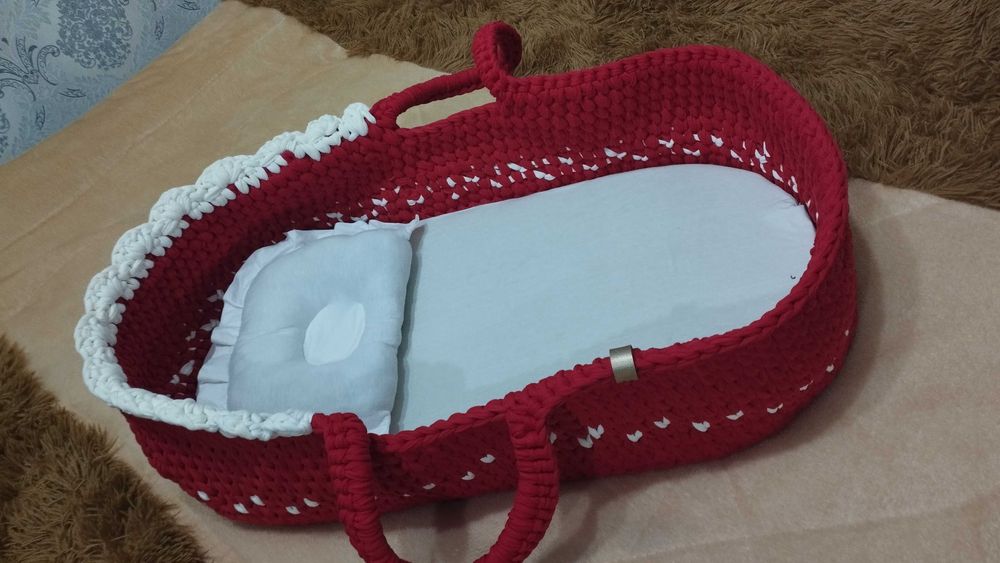 Люлька-вязанная для младенца