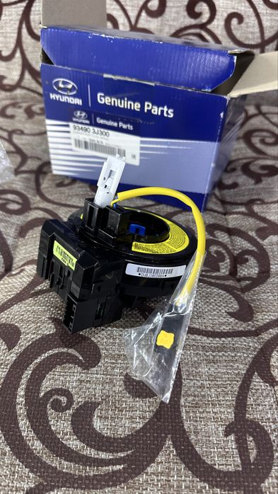 Шлейф подрулевой (93490-3J300) на Hyundai Veracruz и Ix 55 оригинал