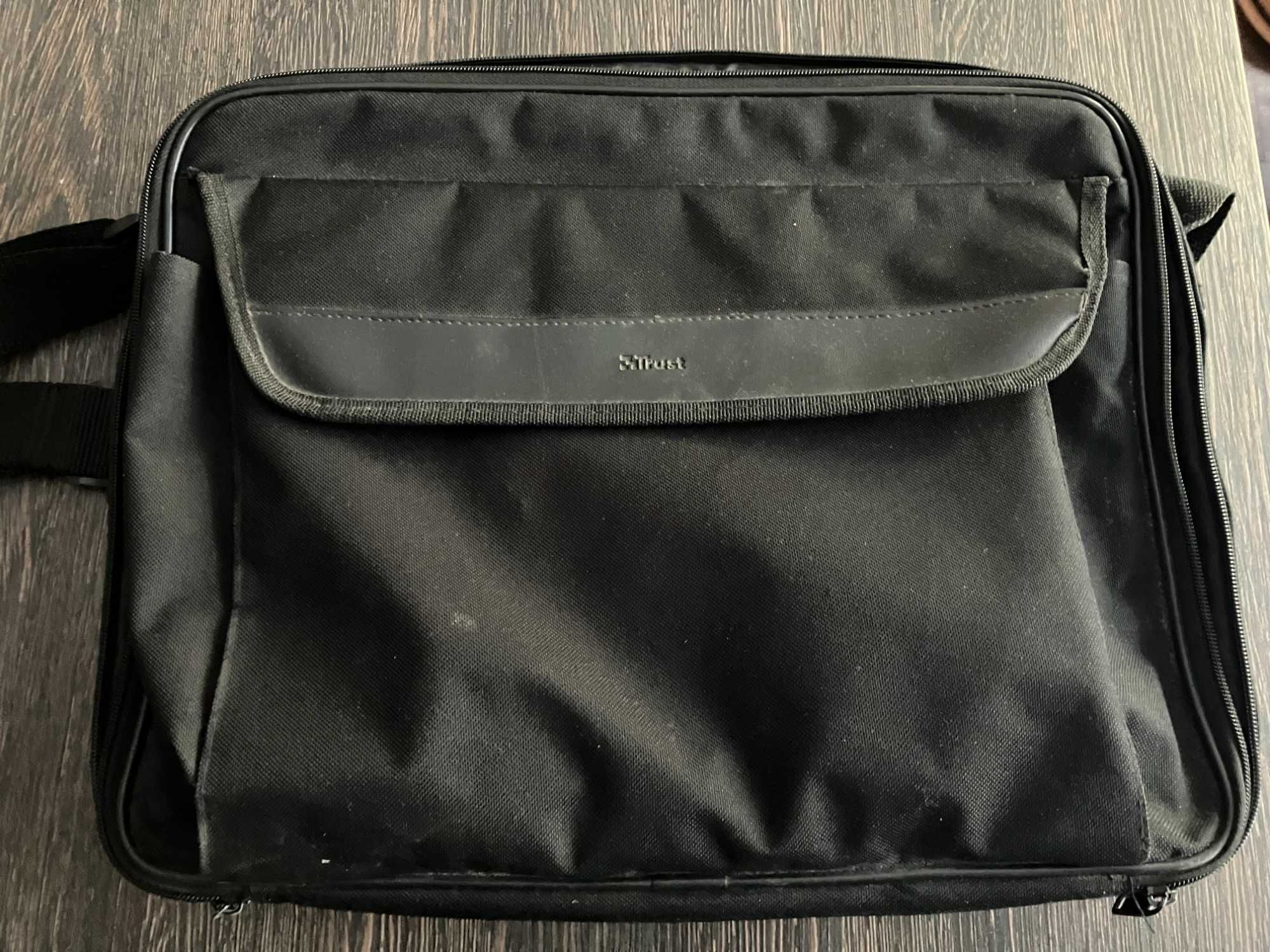 Продавам лаптоп Lenovo G50-30