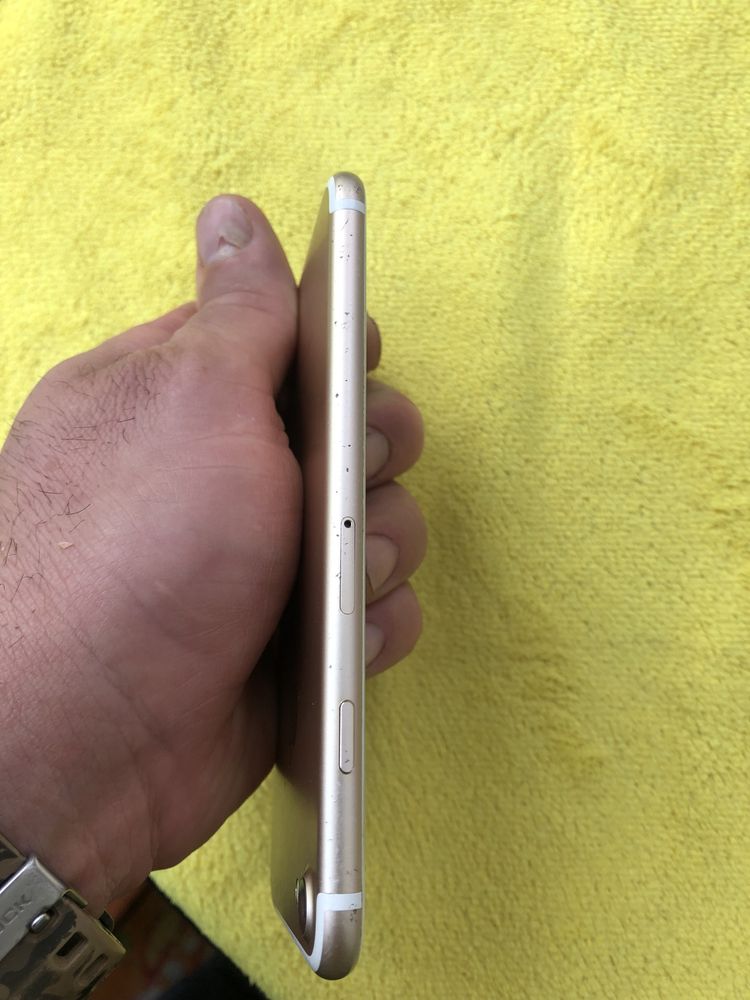 Iphone 7 ,   32 gb , auriu