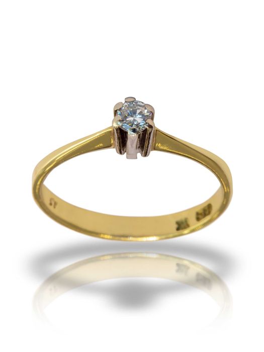 Vand 6 inele cu diamante, din aur de 18 K