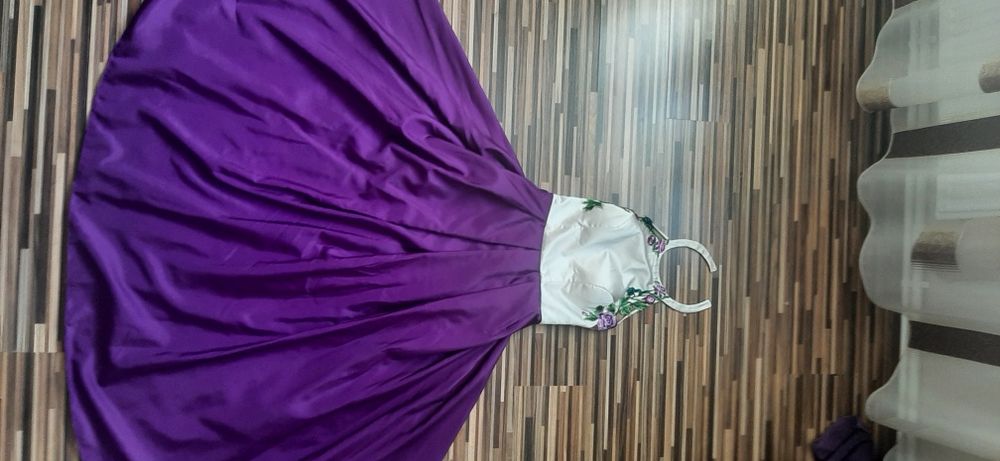 Rochie in două culori