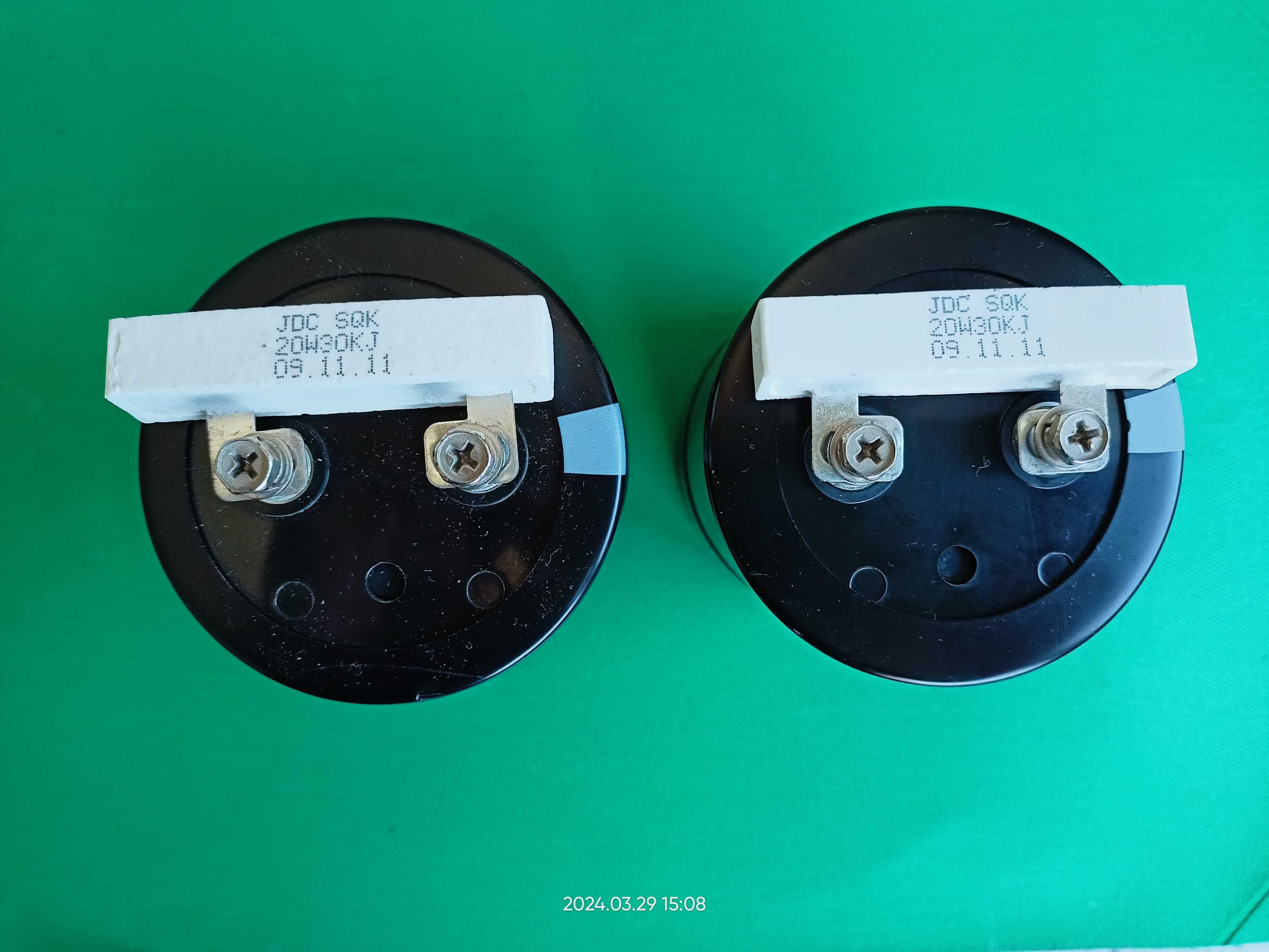 Елекролитни кондензатори UST CD138 400V / 3300uF