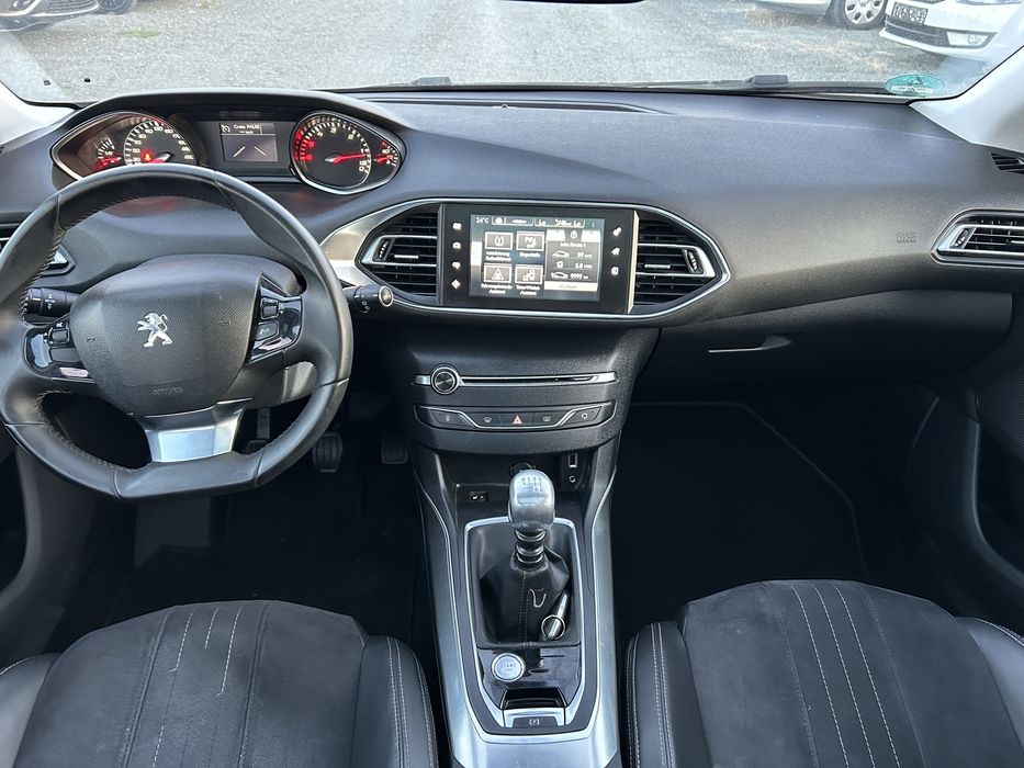 Peugeot 308 1.6HDI ALLURE